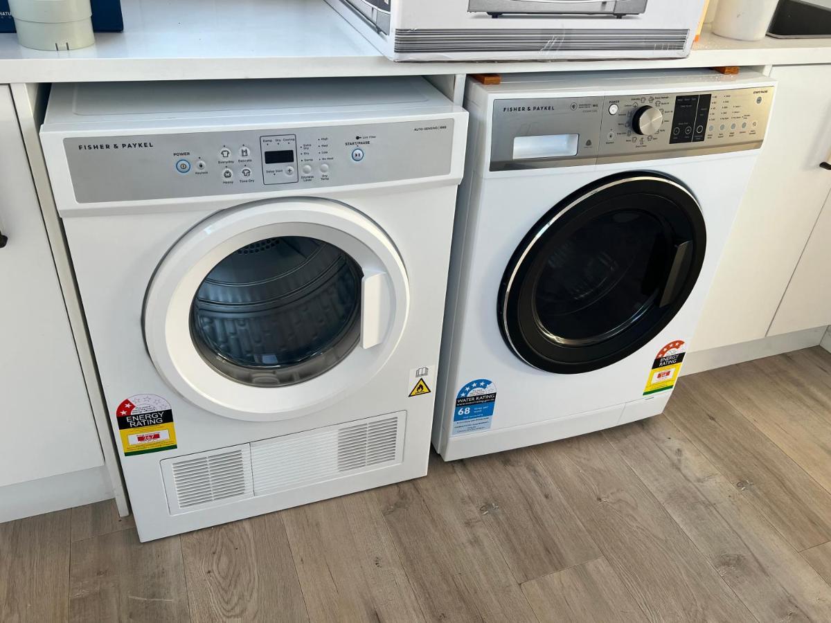Orewa Homestay Rooms オークランド エクステリア 写真